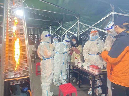【成都癲癇病醫(yī)院動(dòng)態(tài)】同心抗疫，火速出擊——成都神康癲癇醫(yī)院支援全民核酸檢測