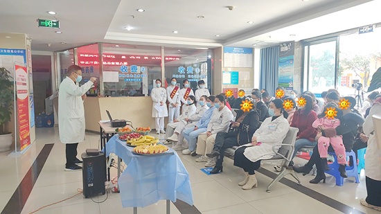 【溫情守護·情系患者】昨日下午，「成都癲癇病醫(yī)院」我院組織召開公休座談會